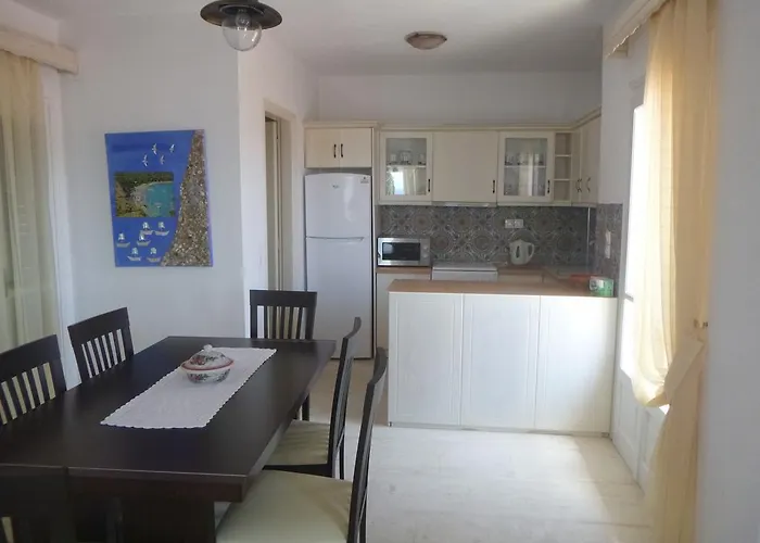 Paradisos House